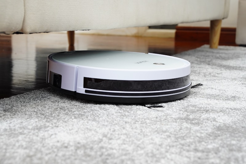 戴森（Dyson）V12无线吸尘器手持家用大吸力除螨轻量化设计